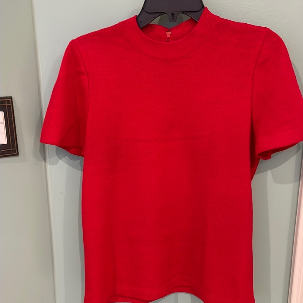 Classic St John red mock neck knit top